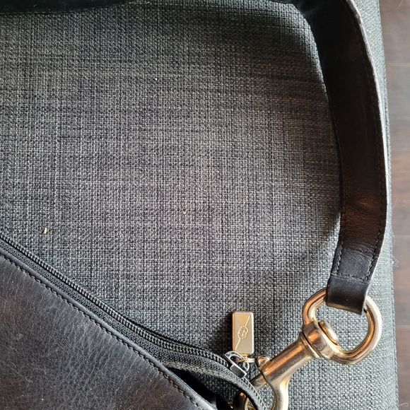 Authentic GUCCI Vintage Shoulder Cross Body Bag Black Leather - Picture 12 of 13
